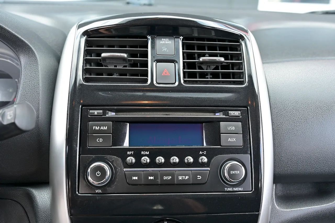 2015 Nissan Versa Note SV Hatchback 4D Doral FL