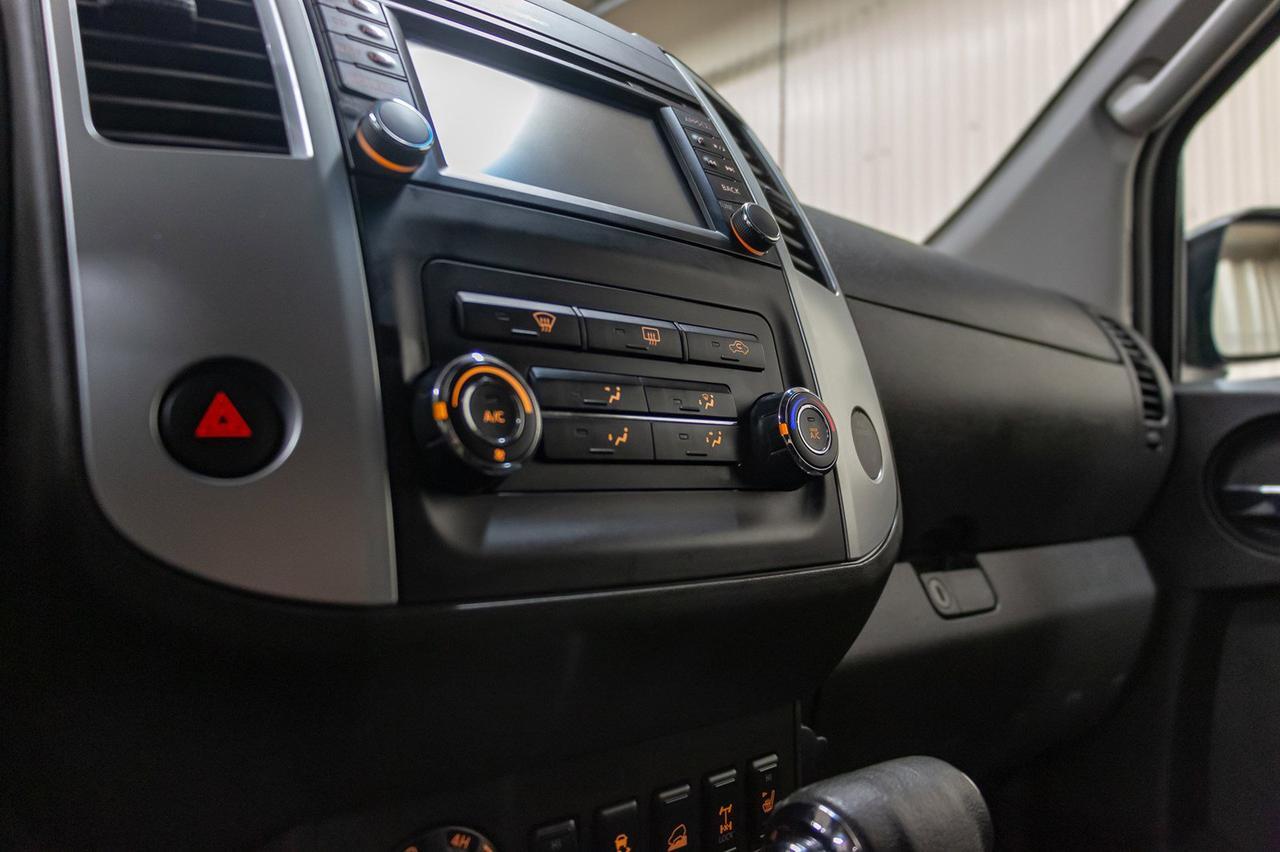 2015 Nissan Xterra 4x4 PRO-4X Red Deer AB