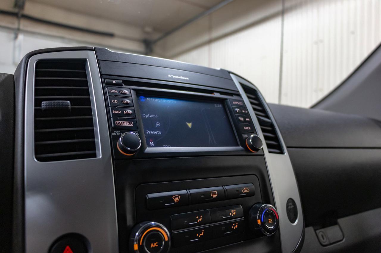 2015 Nissan Xterra 4x4 PRO-4X Red Deer AB