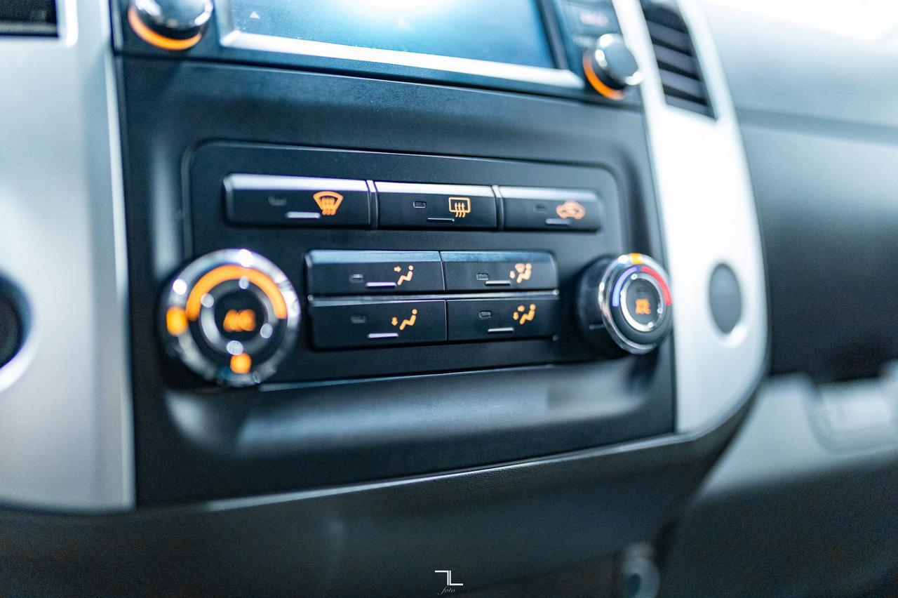 2015 Nissan Xterra 4x4 Pro-4X Leather Nav BCam Red Deer AB