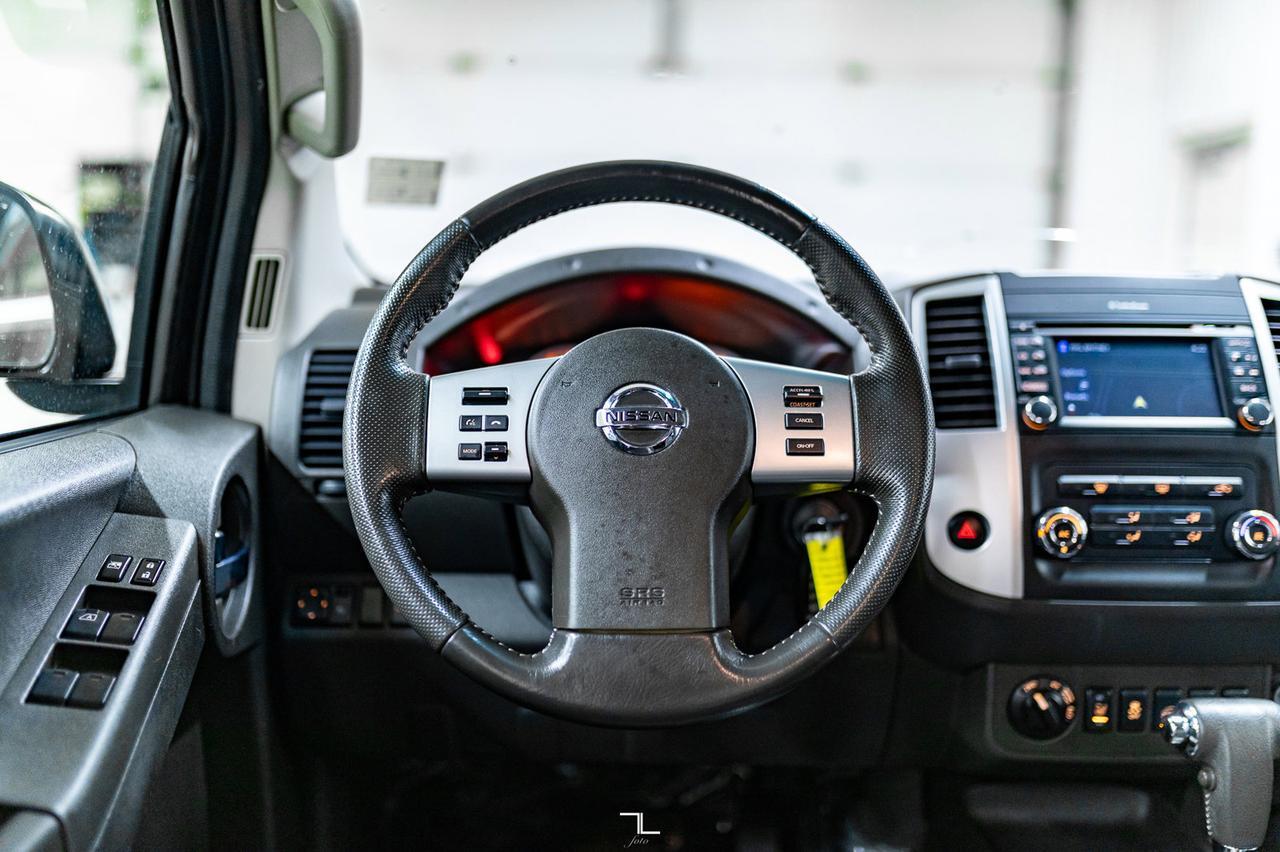 2015 Nissan Xterra 4x4 Pro-4X Leather Nav BCam Red Deer AB