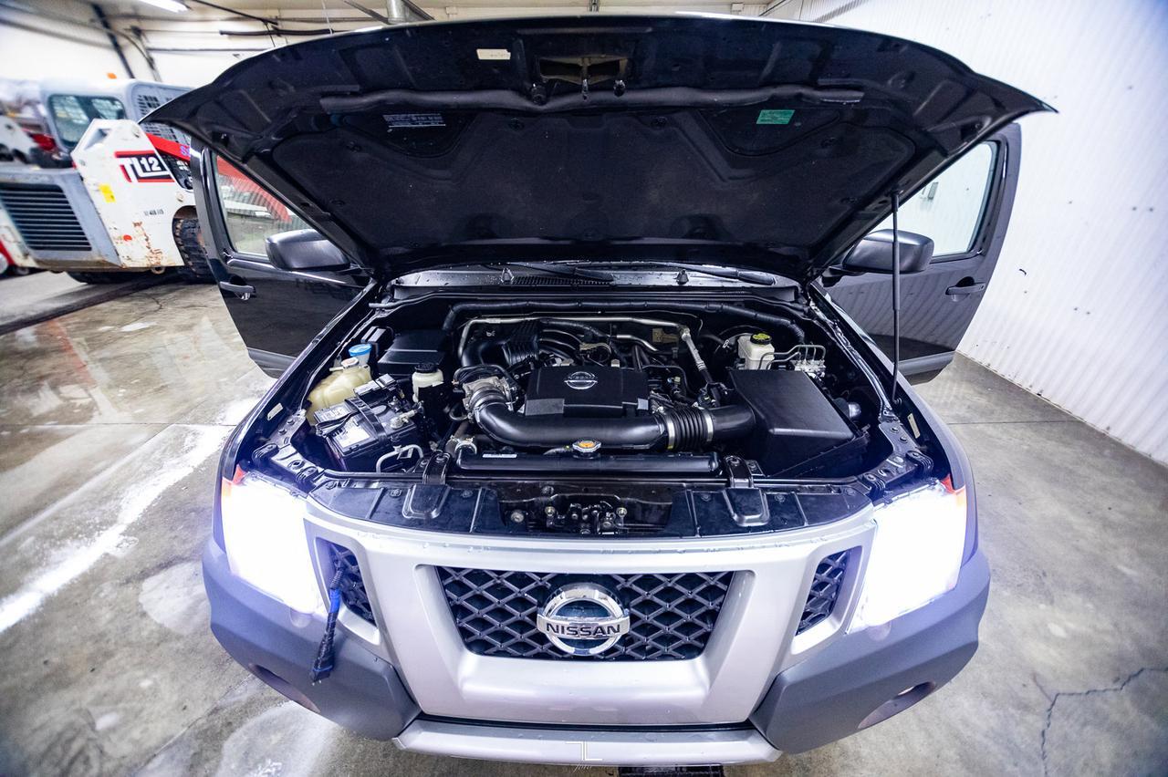 2015 Nissan Xterra 4x4 Pro-4X Leather Nav BCam Red Deer AB