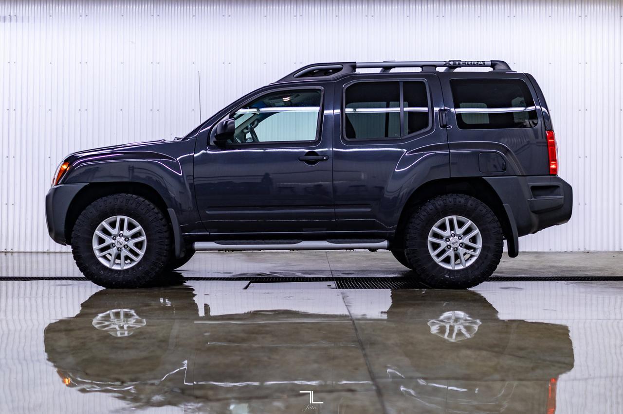 2015 Nissan Xterra 4x4 Sport Red Deer AB
