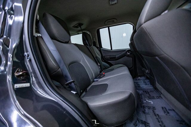 2015 Nissan Xterra 4x4 Sport Red Deer AB