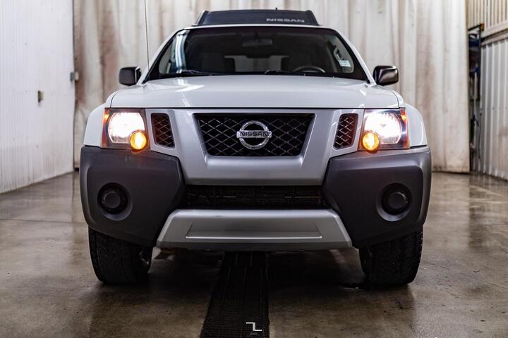 2015 Nissan Xterra 4x4 X Red Deer AB