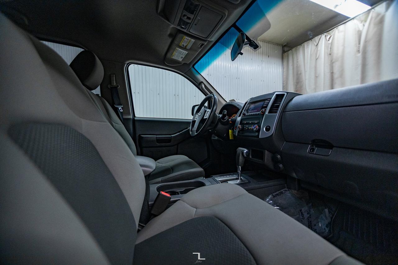 2015 Nissan Xterra 4x4 X Red Deer AB