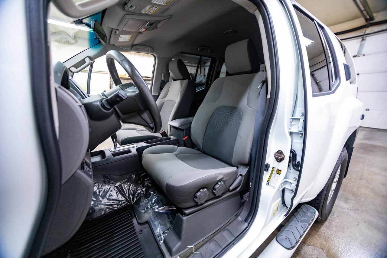 2015 Nissan Xterra 4x4 X Red Deer AB