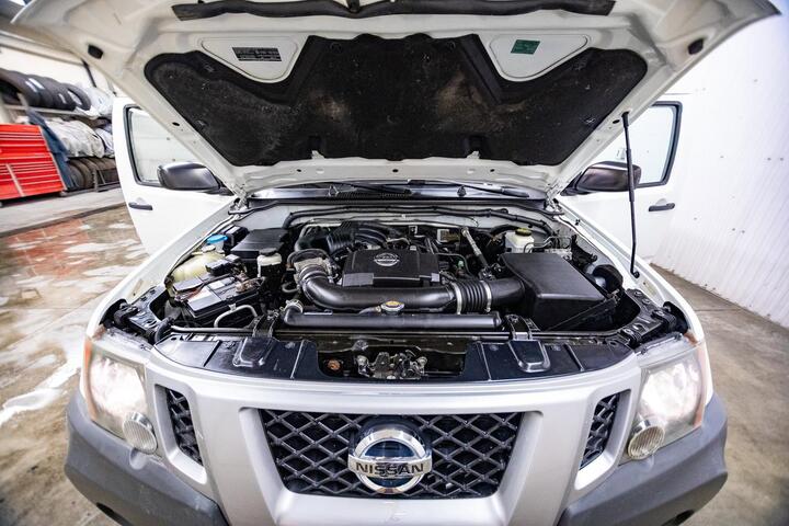 2015 Nissan Xterra 4x4 X Red Deer AB