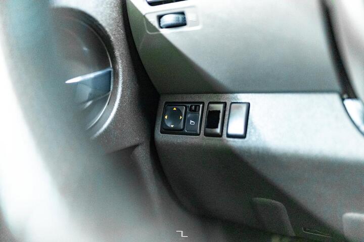 2015 Nissan Xterra 4x4 X Red Deer AB