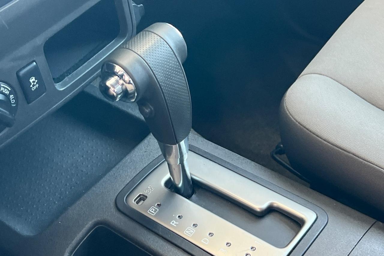 2015 Nissan Xterra S Ontario OR