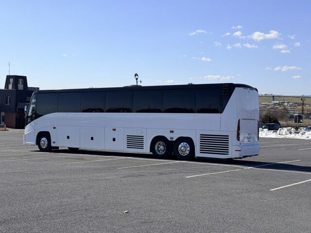 2015 Other MCI J4500 Luxury Passenger Motor Coach
