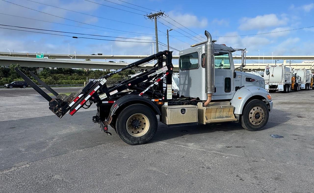 2015 Peterbilt 337 8,000 lb. Galbreath CDU Tampa FL