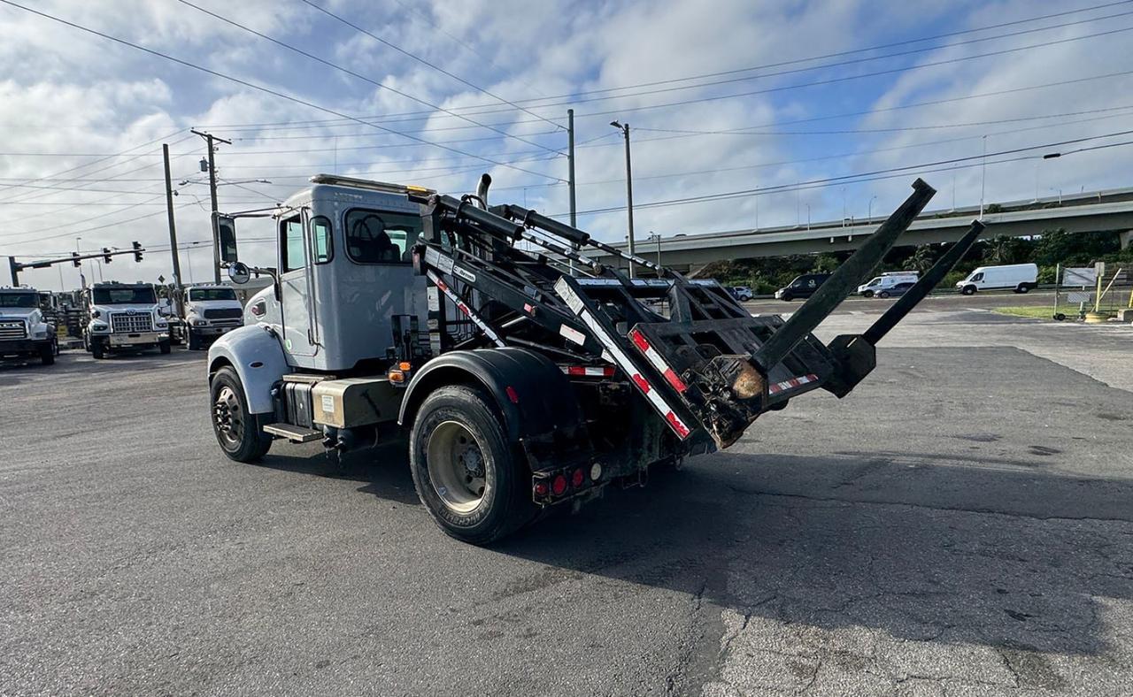 2015 Peterbilt 337 8,000 lb. Galbreath CDU Tampa FL