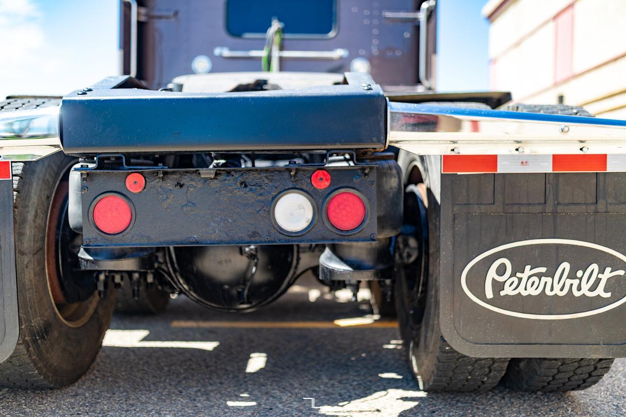 2015 Peterbilt 389 Truck/Tractor Sleeper Heavy Spec Diesel Red Deer AB