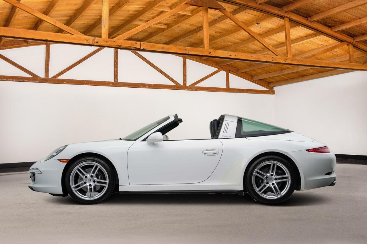 2015 Porsche 911 4 Newport Beach CA