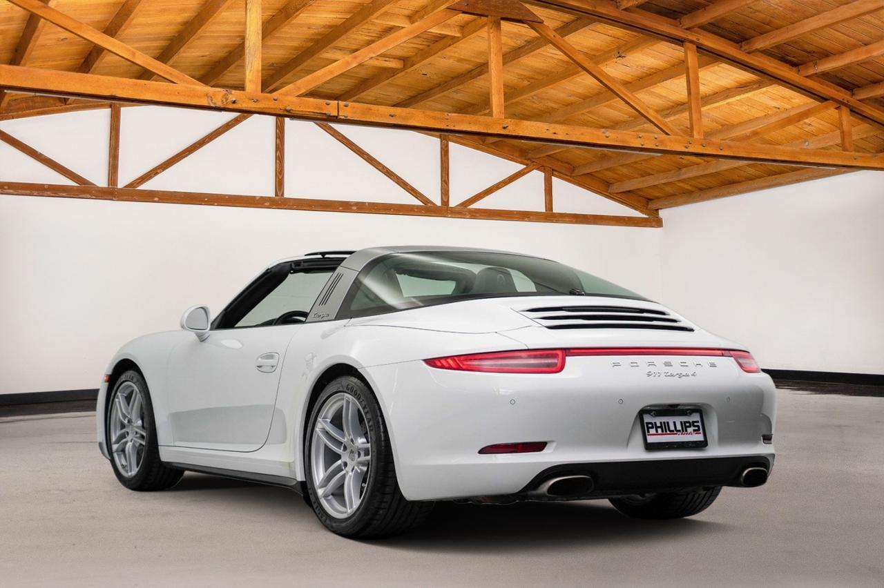 2015 Porsche 911 4 Newport Beach CA