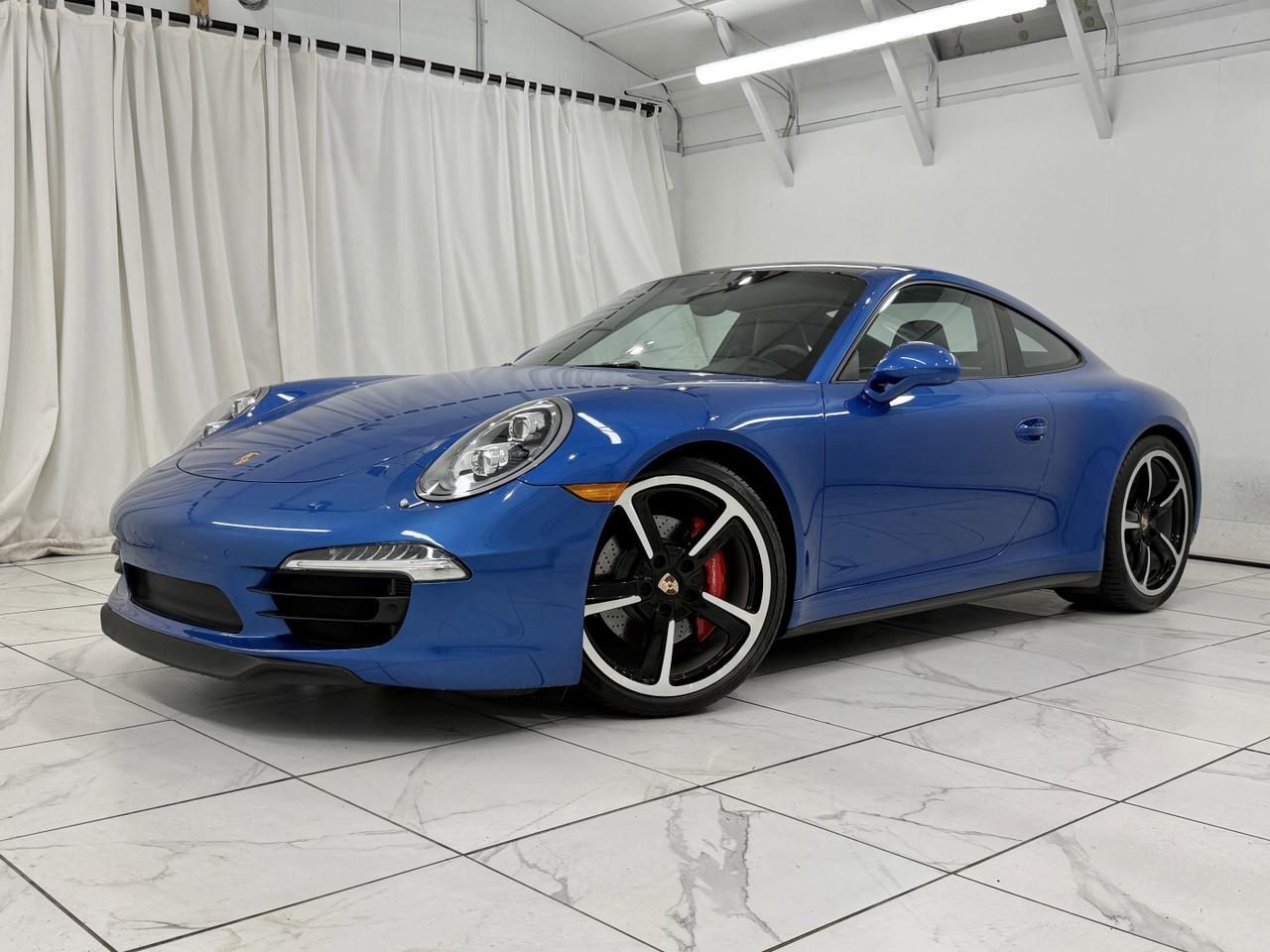2015 Porsche 911 Carrera 4S