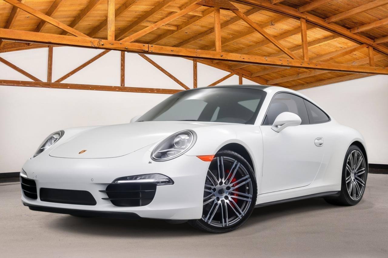 2015 Porsche 911 Carrera 4S