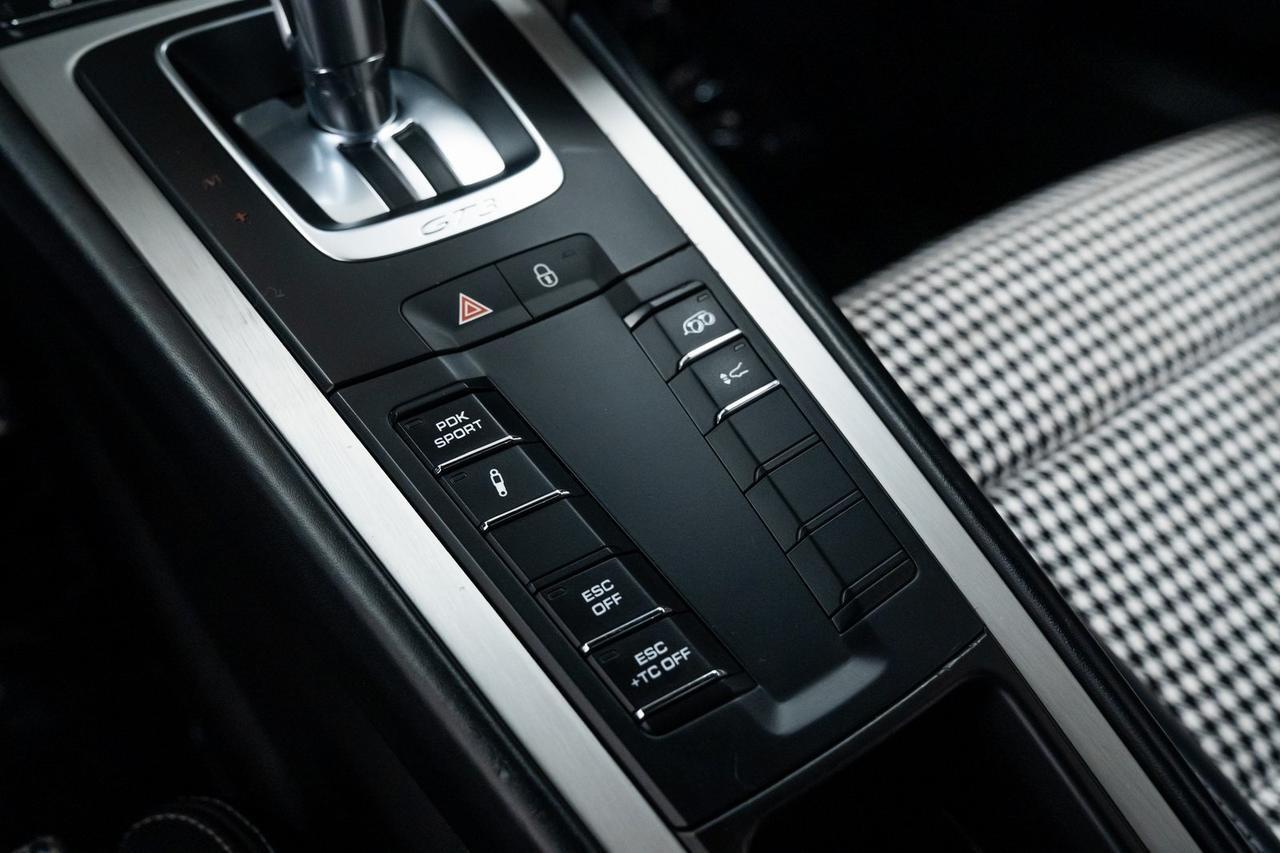 2015 Porsche 911 GT3 Sport Chrono Package Front Lift CCB Portland OR