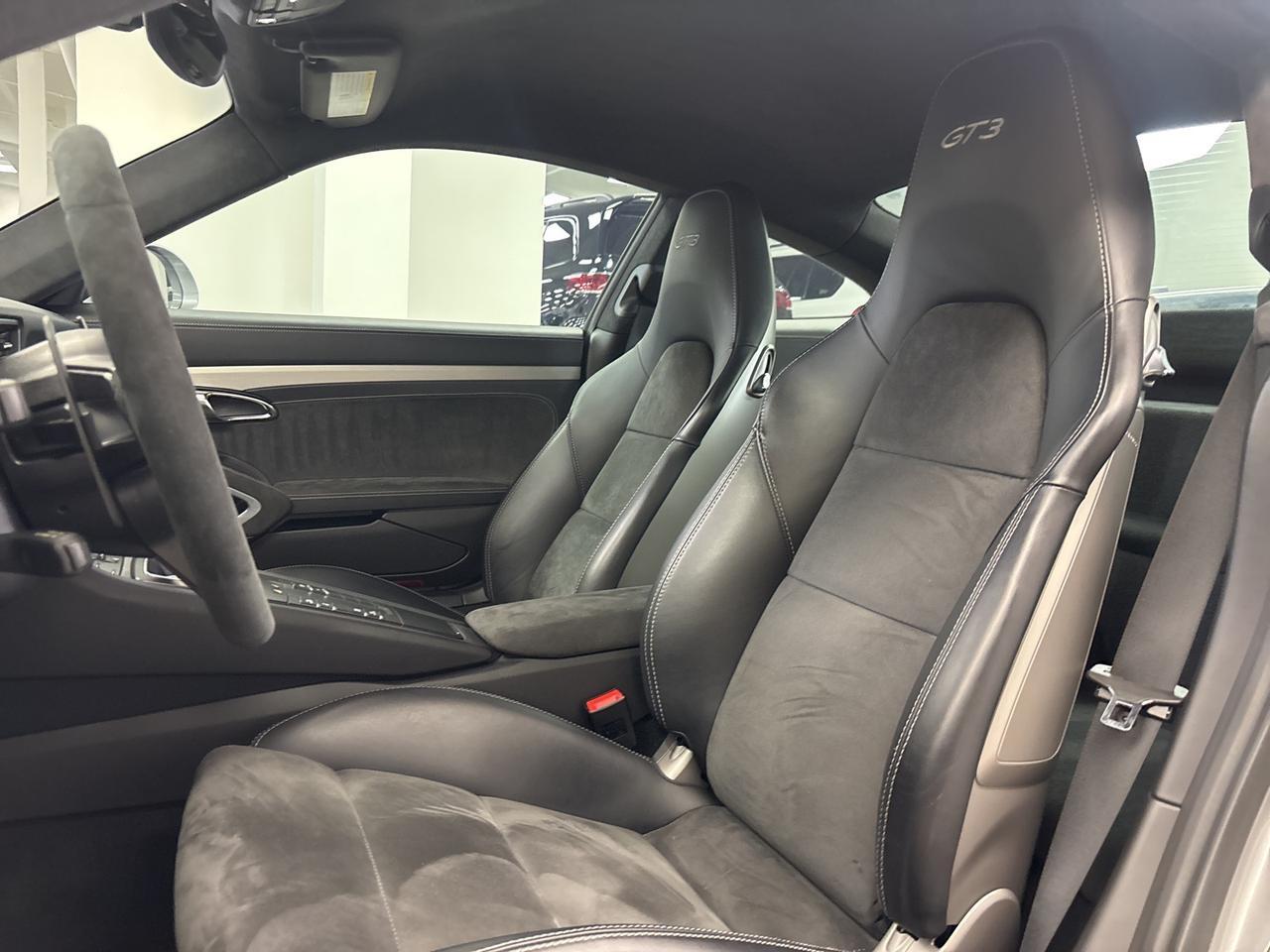 2015 Porsche 911 GT3 Sport Chrono Pkg Full Leather Seat Trim Portland OR