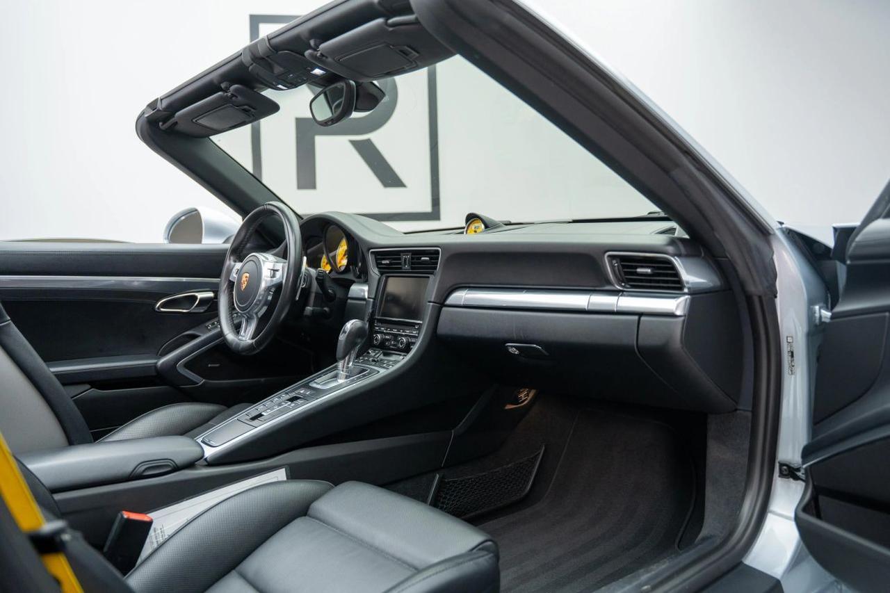 2015 Porsche 911 Turbo Cabriolet 2D St. Louis MO