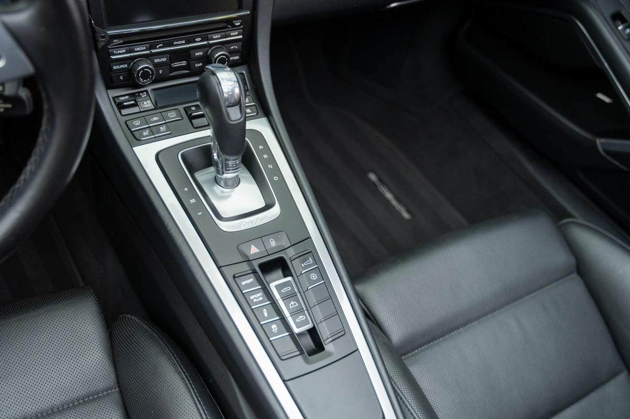 2015 Porsche 911 Turbo Cabriolet 2D St. Louis MO