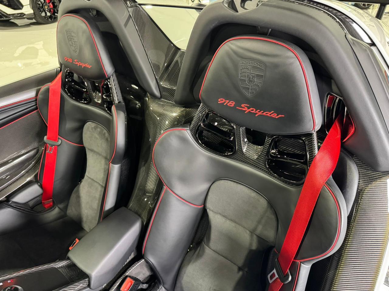 2015 Porsche 918 Spyder Weissach Package, Martini livery, mag wheels, Burmester audio AND MUCH MORE!!! Fort Lauderdale FL