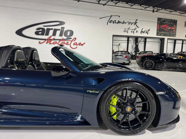 2015 Porsche 918 Spyder chassis #714/918 for the world, Dark Blue Metallic paint, Acid Green calipers AND MORE!! Fort Lauderdale FL