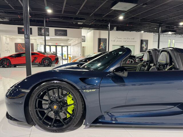 2015 Porsche 918 Spyder chassis #714/918 for the world, Dark Blue Metallic paint, Acid Green calipers AND MORE!! Fort Lauderdale FL