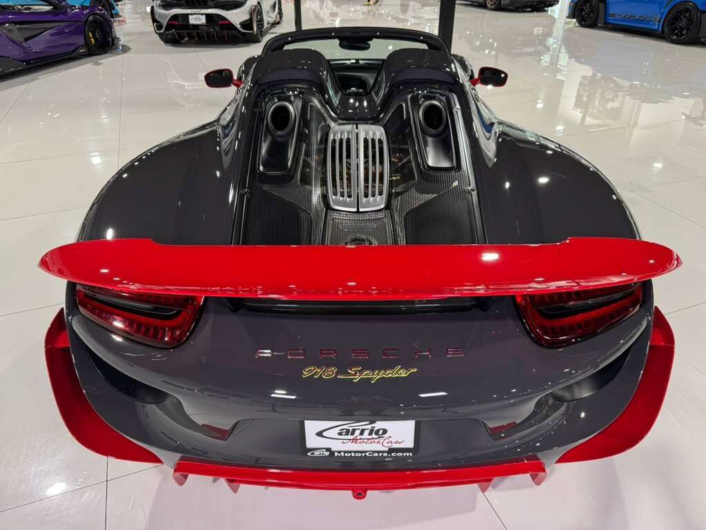 2015 Porsche 918 Spyder w/Weissach Pkg Fort Lauderdale FL