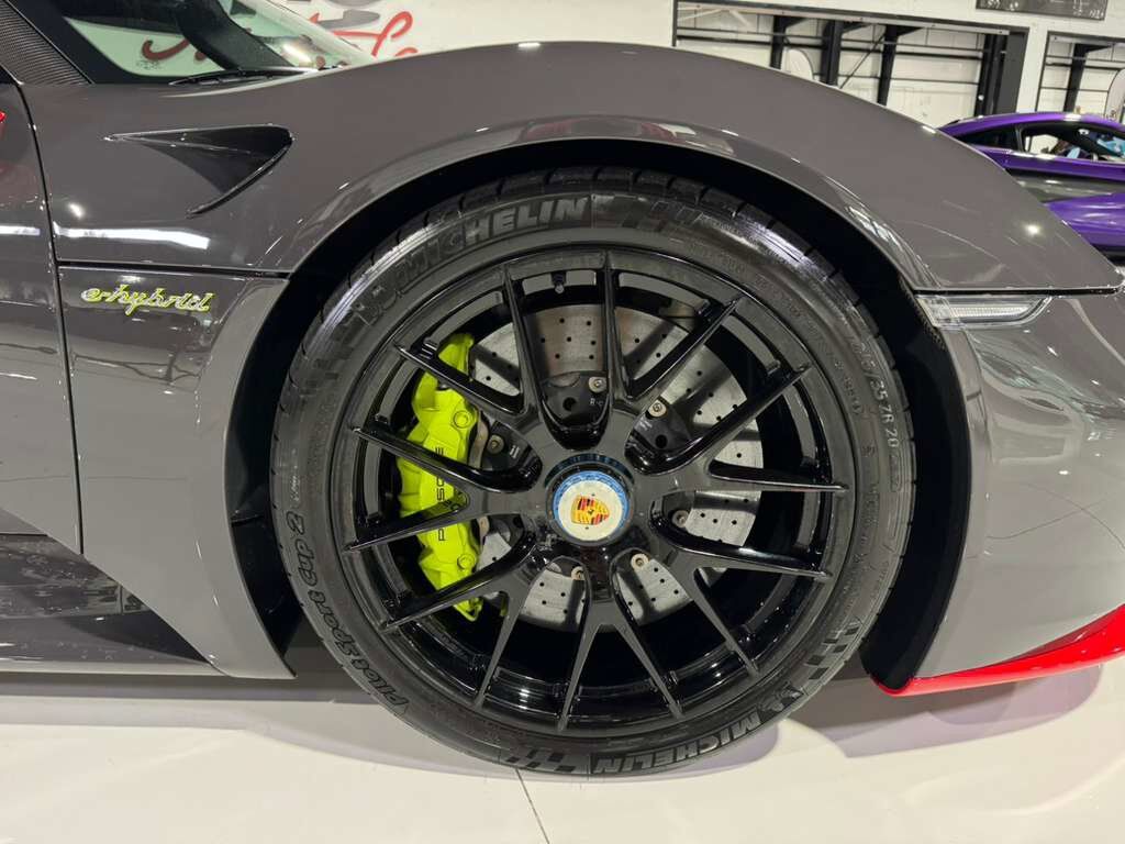2015 Porsche 918 Spyder w/Weissach Pkg Fort Lauderdale FL