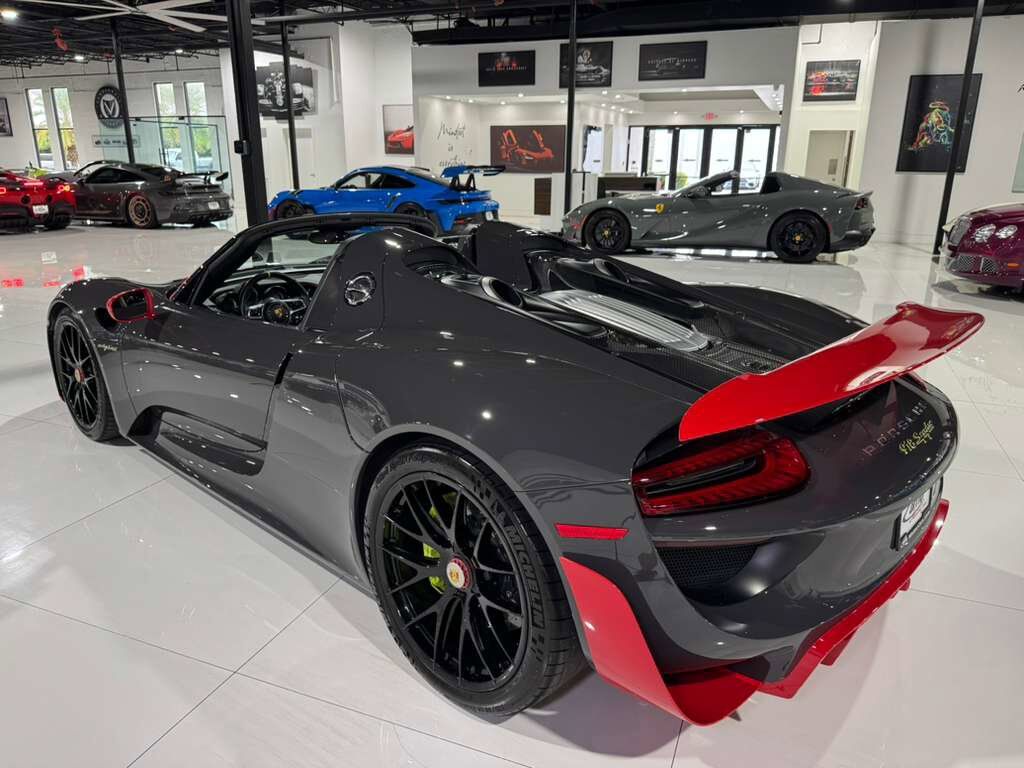 2015 Porsche 918 Spyder w/Weissach Pkg Fort Lauderdale FL