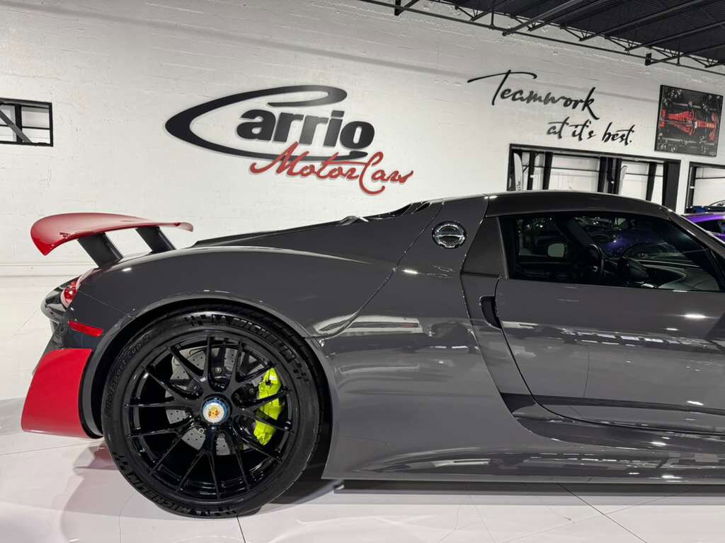 2015 Porsche 918 Spyder w/Weissach Pkg Fort Lauderdale FL