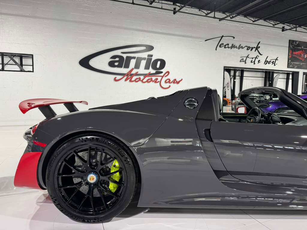 2015 Porsche 918 Spyder w/Weissach Pkg Fort Lauderdale FL