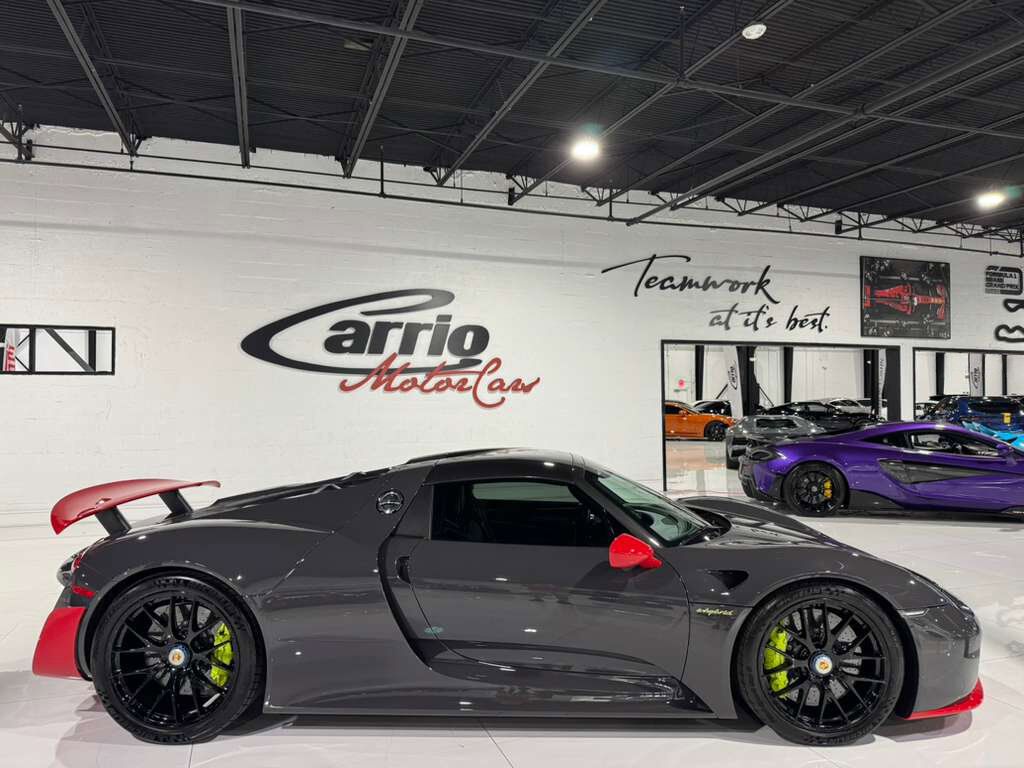 2015 Porsche 918 Spyder w/Weissach Pkg Fort Lauderdale FL