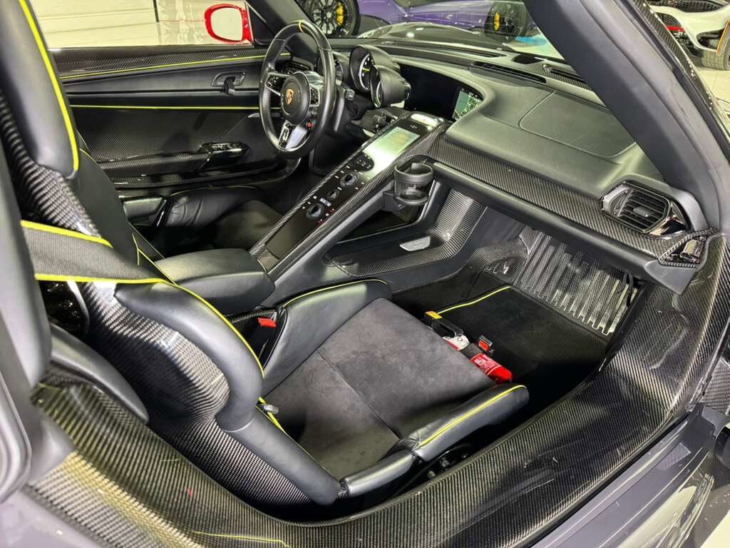 2015 Porsche 918 Spyder w/Weissach Pkg Fort Lauderdale FL