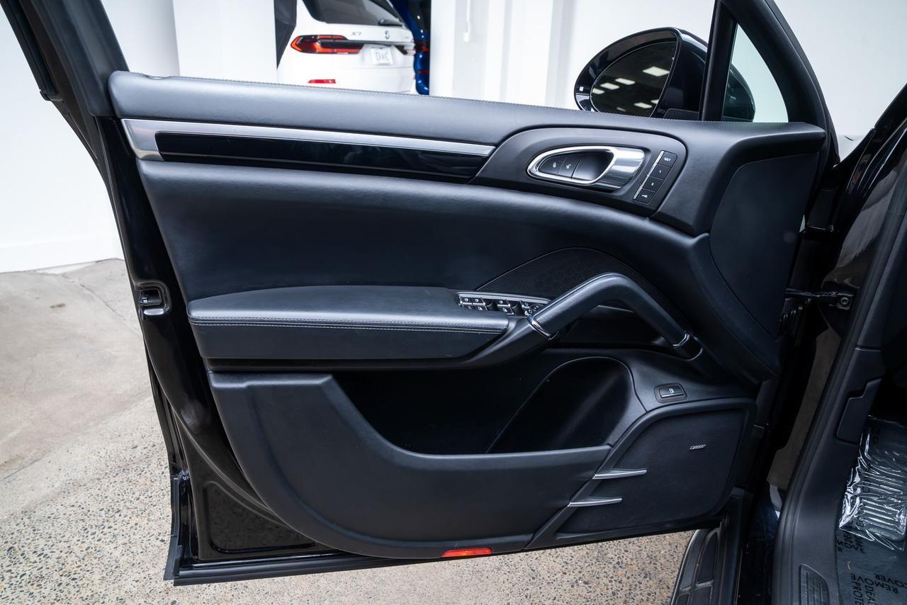 2015 Porsche Cayenne E-Hybrid S Infotainment Package Black Leather Portland OR