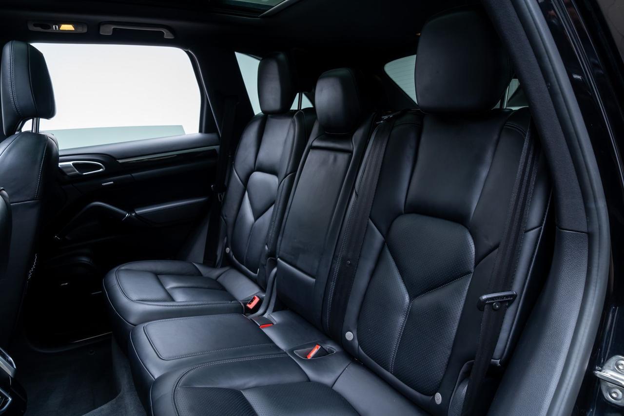2015 Porsche Cayenne E-Hybrid S Infotainment Package Black Leather Portland OR