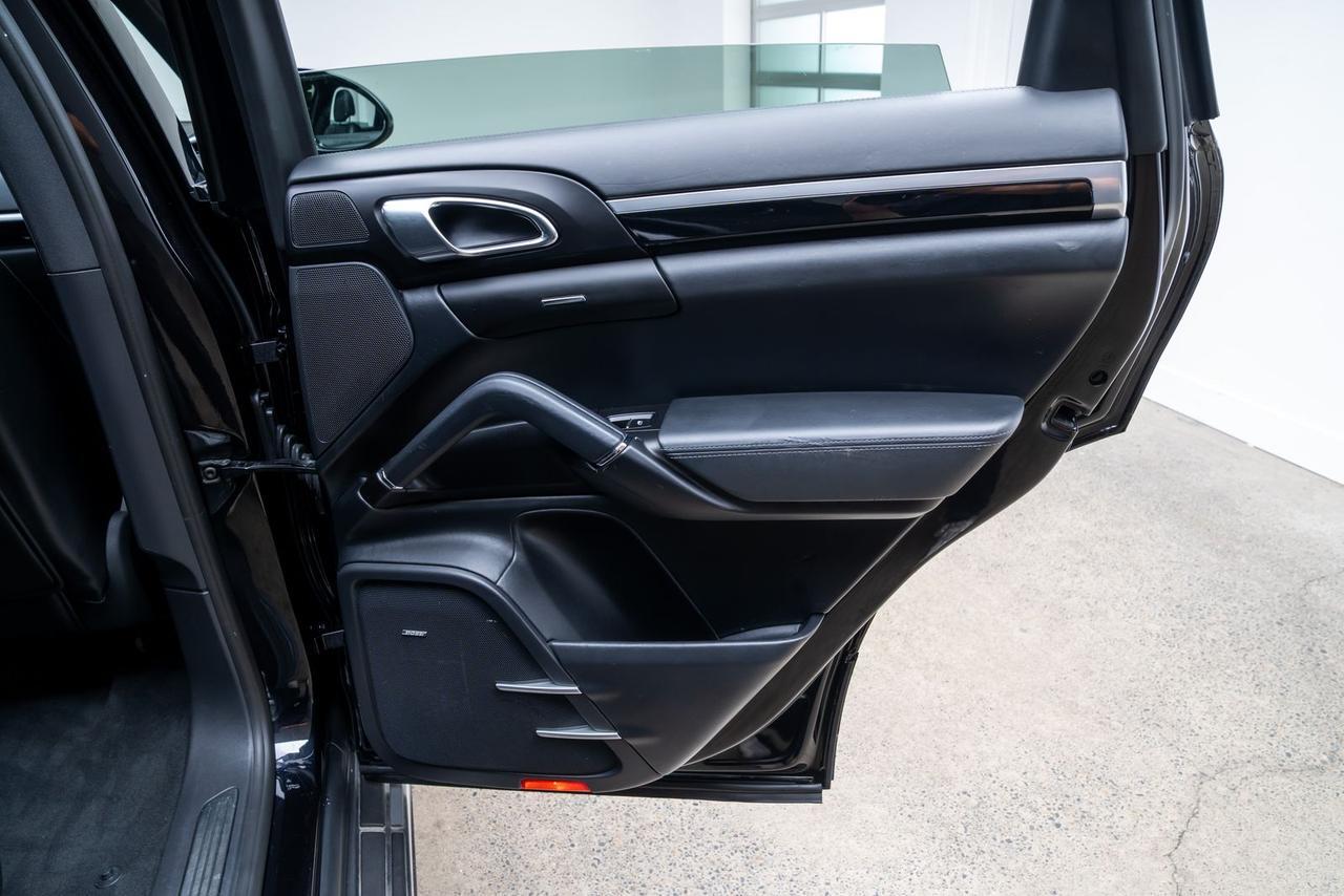 2015 Porsche Cayenne E-Hybrid S Infotainment Package Black Leather Portland OR
