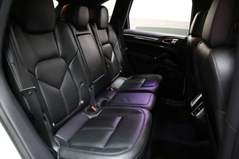 2015 Porsche Cayenne S Plainview NY