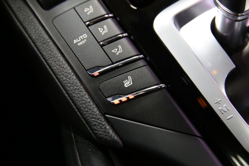 2015 Porsche Cayenne S Plainview NY