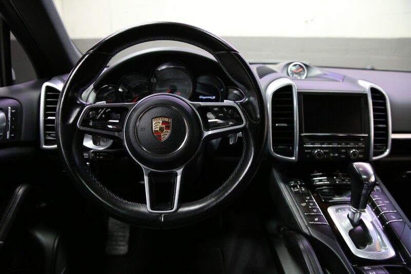 2015 Porsche Cayenne S Plainview NY