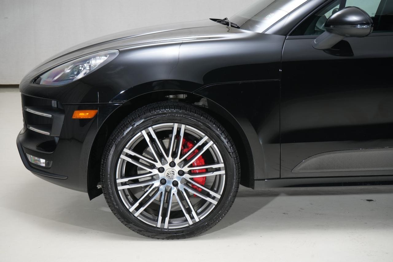 2015 Porsche Macan AWD Turbo 1-Owner