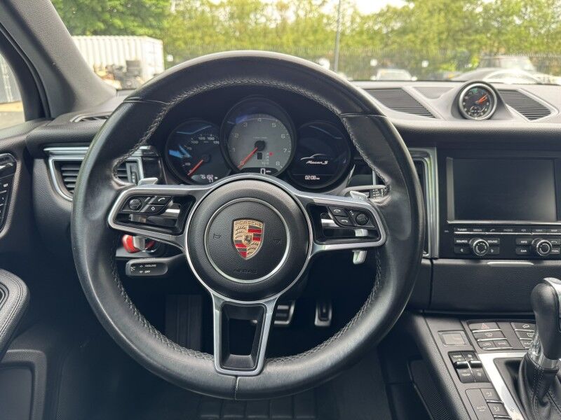 2015 Porsche Macan S Willow Grove PA