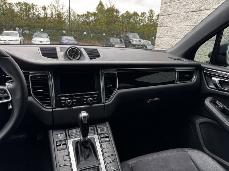 2015 Porsche Macan S Willow Grove PA