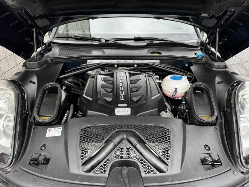 2015 Porsche Macan S