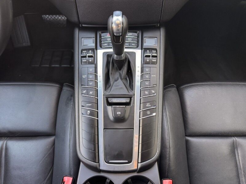 2015 Porsche Macan S Willow Grove PA