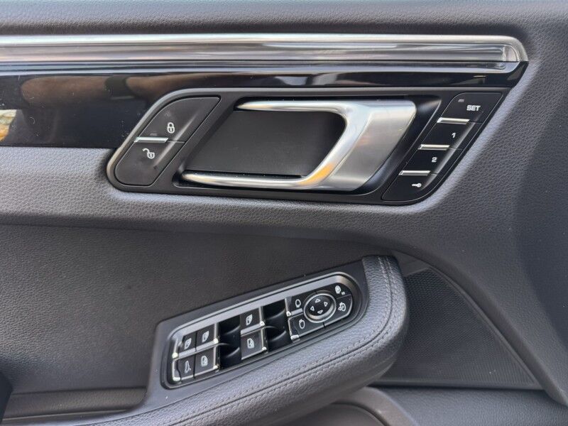 2015 Porsche Macan S Willow Grove PA