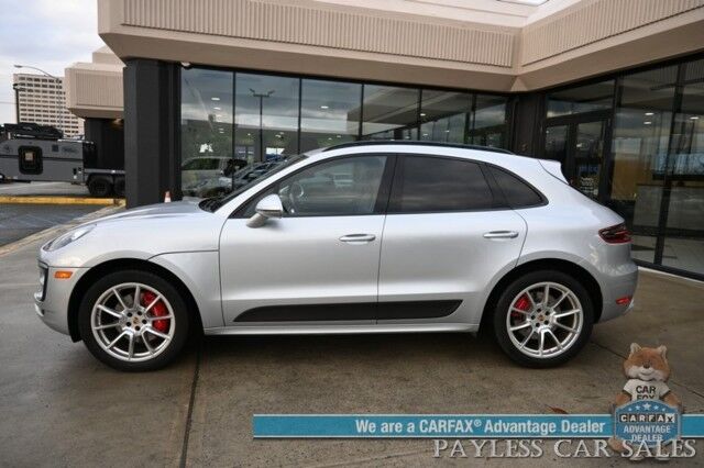 2015 Porsche Macan Turbo
