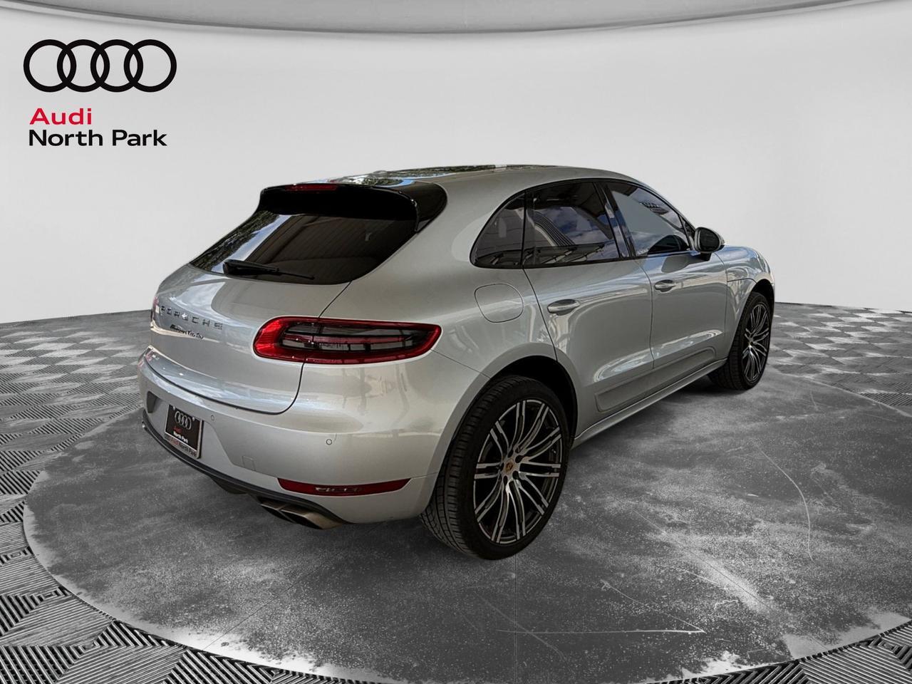 2015 Porsche Macan Turbo  Selma TX
